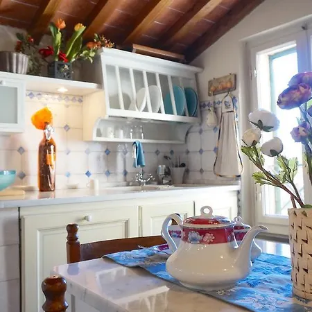 Emanuele Apartmán